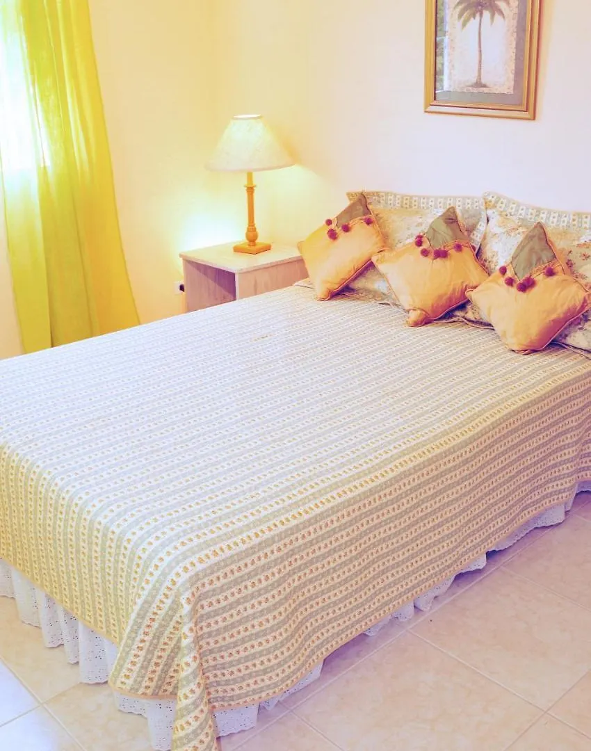 Valersk Vacation Apartments 基督教堂市 3*,